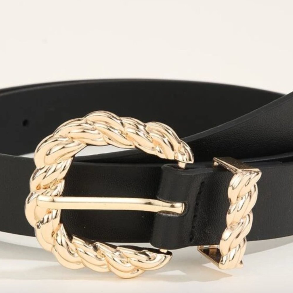 Twisted Buckle Belt